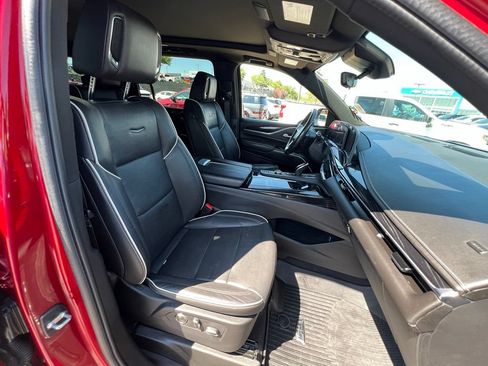 Used 2024 Cadillac Escalade ESV Sport w/ Touring Package AWD/4WD image 36