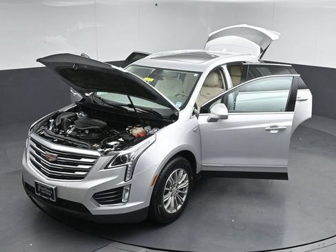 Used 2017 Cadillac XT5 Luxury w/ Driver Awareness Package AWD/4WD image 55