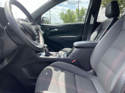 Used 2024 Chevrolet Equinox RS FWD image 15