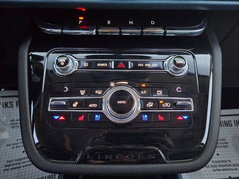 Used 2020 Lincoln Corsair Reserve w/ Equipment Group 202A image 39