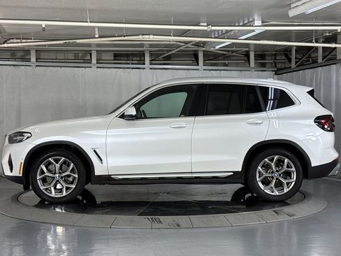 Used 2023 BMW X3 sDrive30i w/ Premium Package RWD image 2