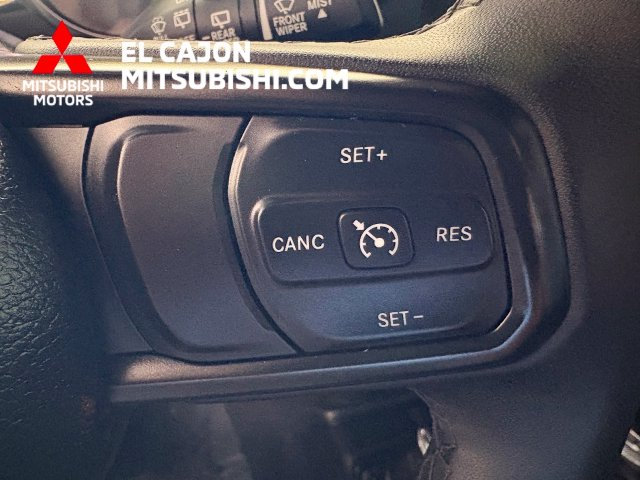 Used 2023 Jeep Wrangler Unlimited w/ Sun & Screen Package AWD/4WD image 18