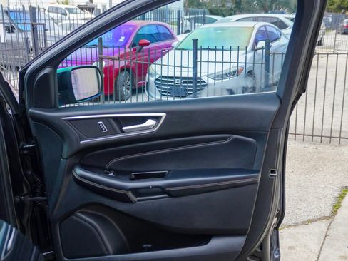 Used 2015 Ford Edge Titanium w/ Equipment Group 301A image 15