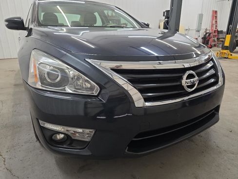 Used 2015 Nissan Altima 3.5 SL image 18