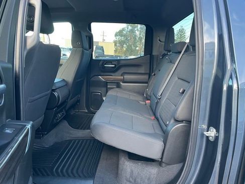 Used 2022 Chevrolet Silverado 1500 RST w/ Z71 Off-Road Package AWD/4WD image 32