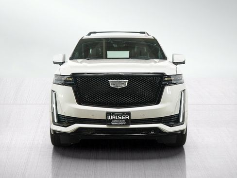 Used 2023 Cadillac Escalade ESV Sport Platinum w/ LPO, ONYX Package AWD/4WD image 8