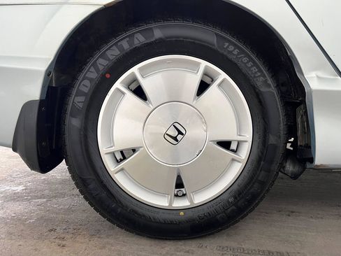 Used 2008 Honda Civic Hybrid Sedan image 25