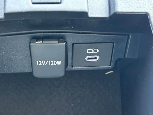 Used 2026 Toyota Corolla Cross L FWD image 23