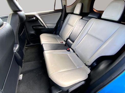 Used 2016 Toyota RAV4 Limited FWD image 19