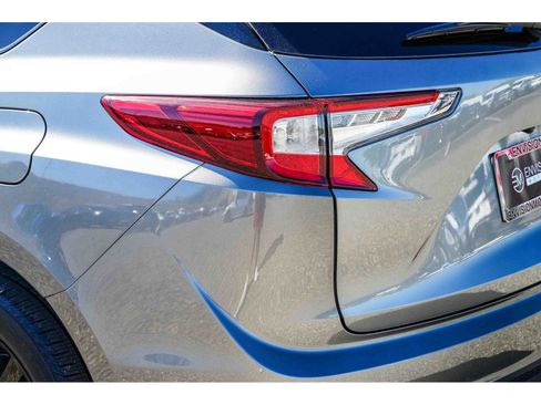 Used 2025 Acura RDX SH-AWD image 11