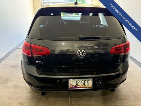 Used 2015 Volkswagen Golf 4-Door FWD image 4