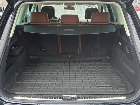 Used 2016 Volkswagen Touareg Executive AWD/4WD image 14