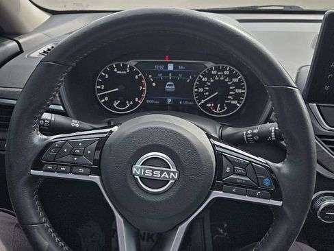 Used 2024 Nissan Altima 2.5 SL image 12