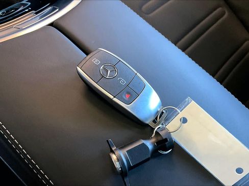 Used 2026 Mercedes-Benz G 550 image 12