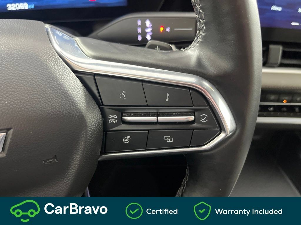 Used 2025 Chevrolet Equinox LT w/ Convenience Package II AWD/4WD image 27