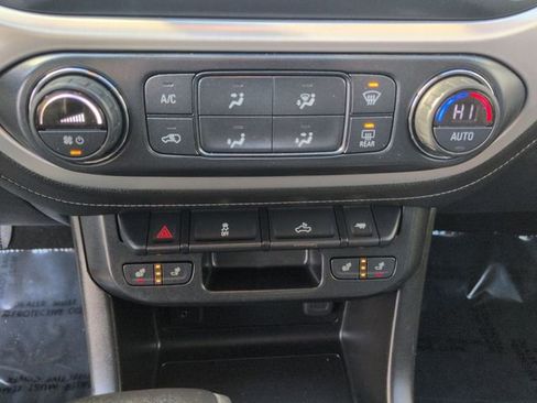 Used 2016 GMC Canyon SLT w/ Trailering Package image 17