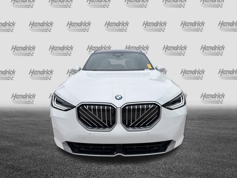 Used 2025 BMW X3 xDrive30i w/ Premium Package AWD/4WD image 3