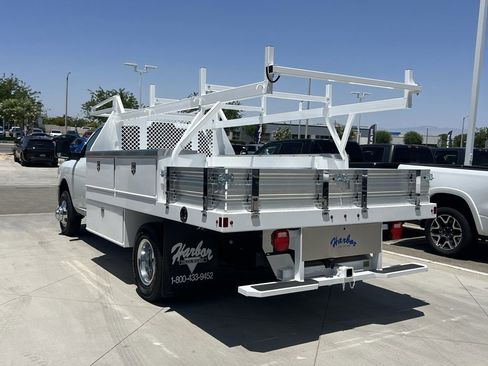 New 2024 RAM 3500 Tradesman image 3