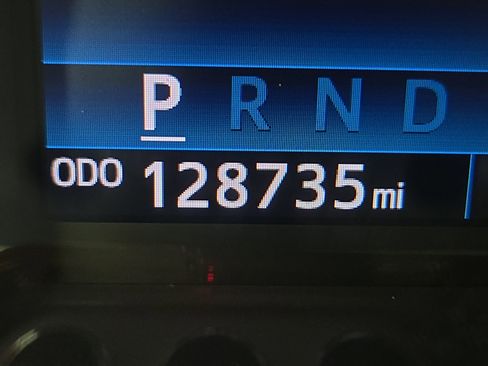 Used 2016 Toyota Tundra SR5 image 18