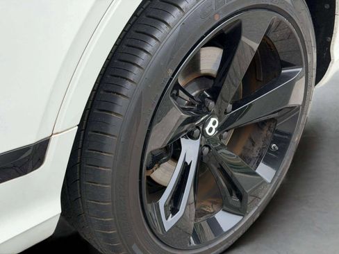 Certified 2022 Bentley Bentayga image 54