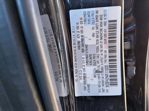 Used 2024 MAZDA MAZDA3 s image 23