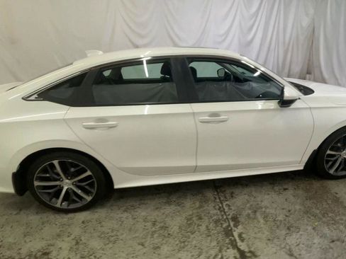 Certified 2023 Honda Civic Touring image 9