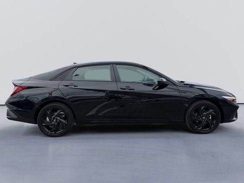 New 2026 Hyundai Elantra Sport FWD image 2