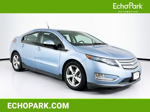 Used 2014 Chevrolet Volt FWD image 1