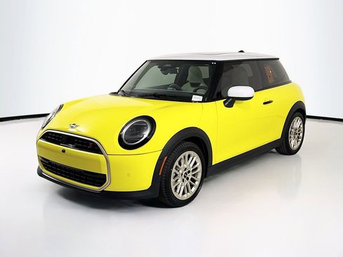 New 2026 MINI Cooper S image 1