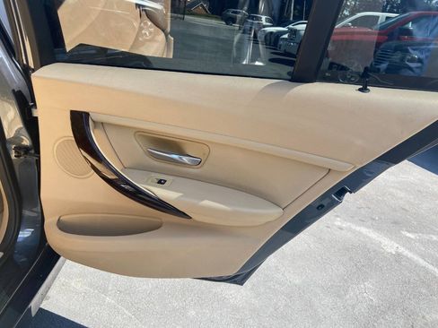 Used 2015 BMW 328i Sedan RWD image 22