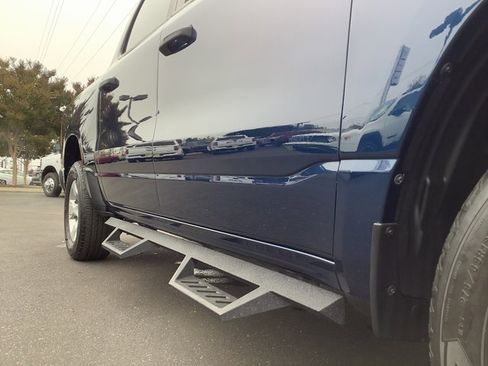 Used 2024 RAM 1500 Big Horn image 44