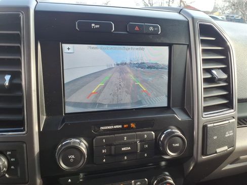 Used 2017 Ford F150 XLT w/ Equipment Group 302A Luxury image 18