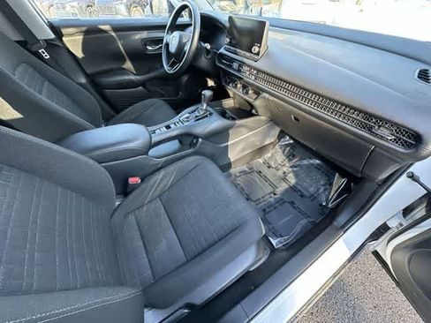 Used 2023 Honda HR-V LX image 19