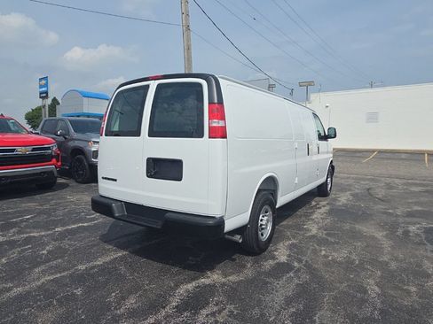 New 2026 Chevrolet Express 3500 Extended w/ Driver Convenience Package RWD image 7