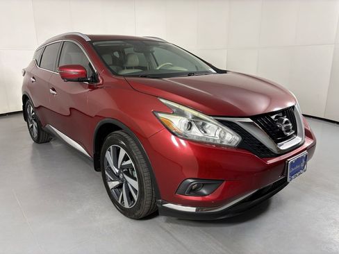 Used 2018 Nissan Murano Platinum w/ Cargo Package FWD image 2