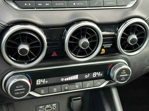 Used 2021 Nissan Sentra SV w/ Trunk Package image 17