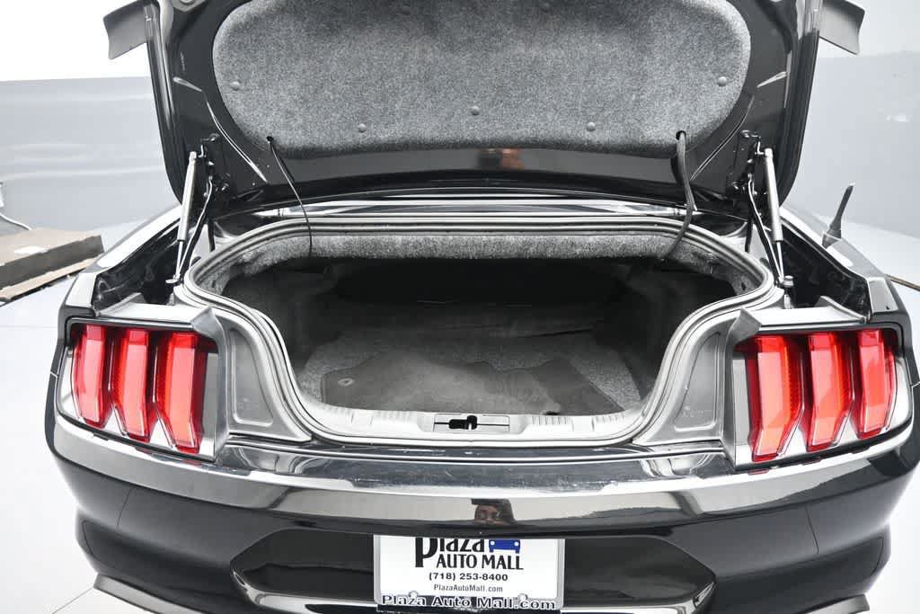 Used 2019 Ford Mustang Convertible RWD image 23