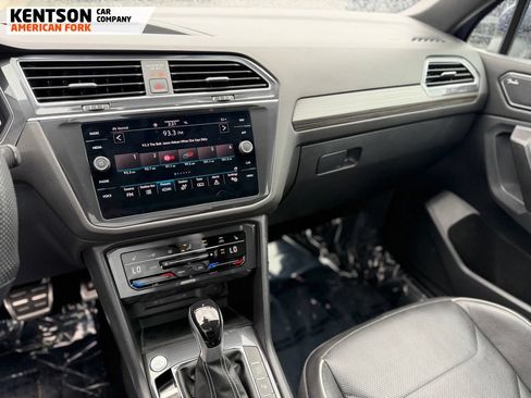 Used 2022 Volkswagen Tiguan SEL R-Line AWD/4WD image 14