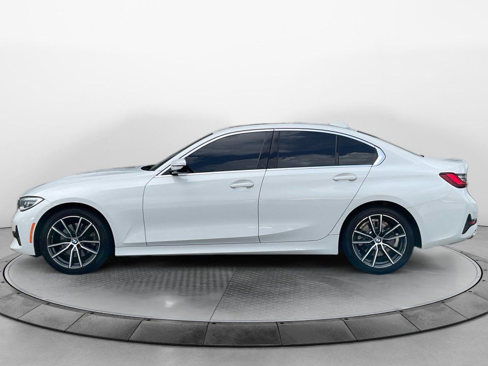 Used 2022 BMW 330i Sedan w/ Convenience Package RWD image 4