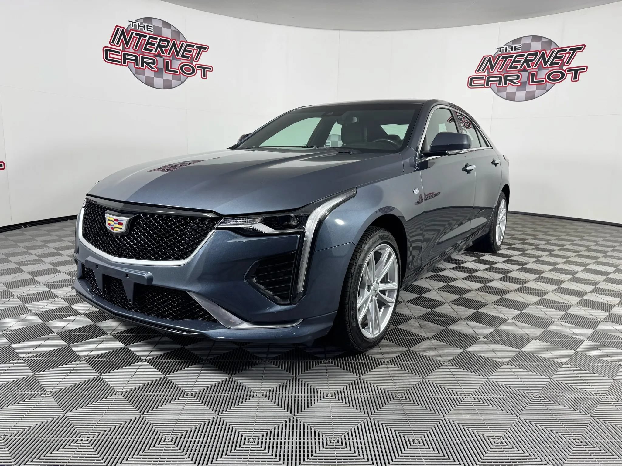 Used 2022 Cadillac CT4 Luxury w/ Sun And Sound Package AWD/4WD image 3