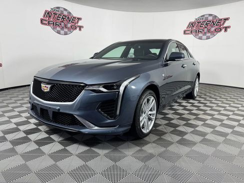 Used 2022 Cadillac CT4 Luxury w/ Sun And Sound Package image 3
