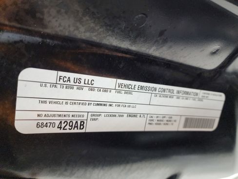 Used 2020 RAM 2500 Laramie image 27