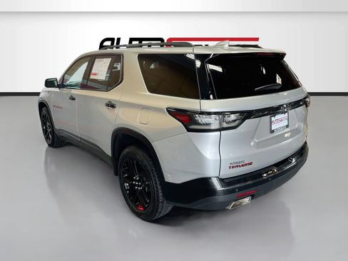 Used 2021 Chevrolet Traverse Premier w/ Redline Edition AWD/4WD image 5