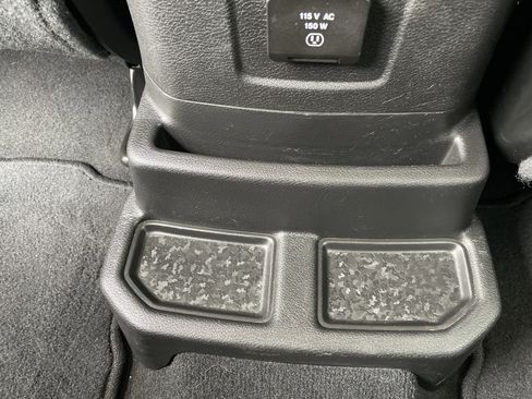 Certified 2025 Jeep Wrangler Sahara image 28