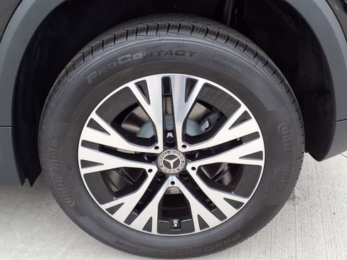 Used 2025 Mercedes-Benz GLA 250 image 23