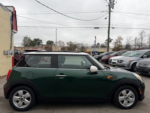 Used 2015 MINI Cooper 2-Door Hardtop image 5