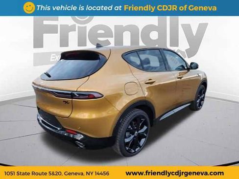 Used 2024 Dodge Hornet R/T image 5