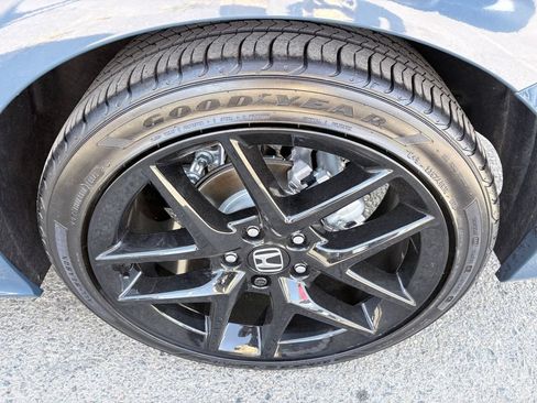 Used 2025 Honda Civic Sport image 24