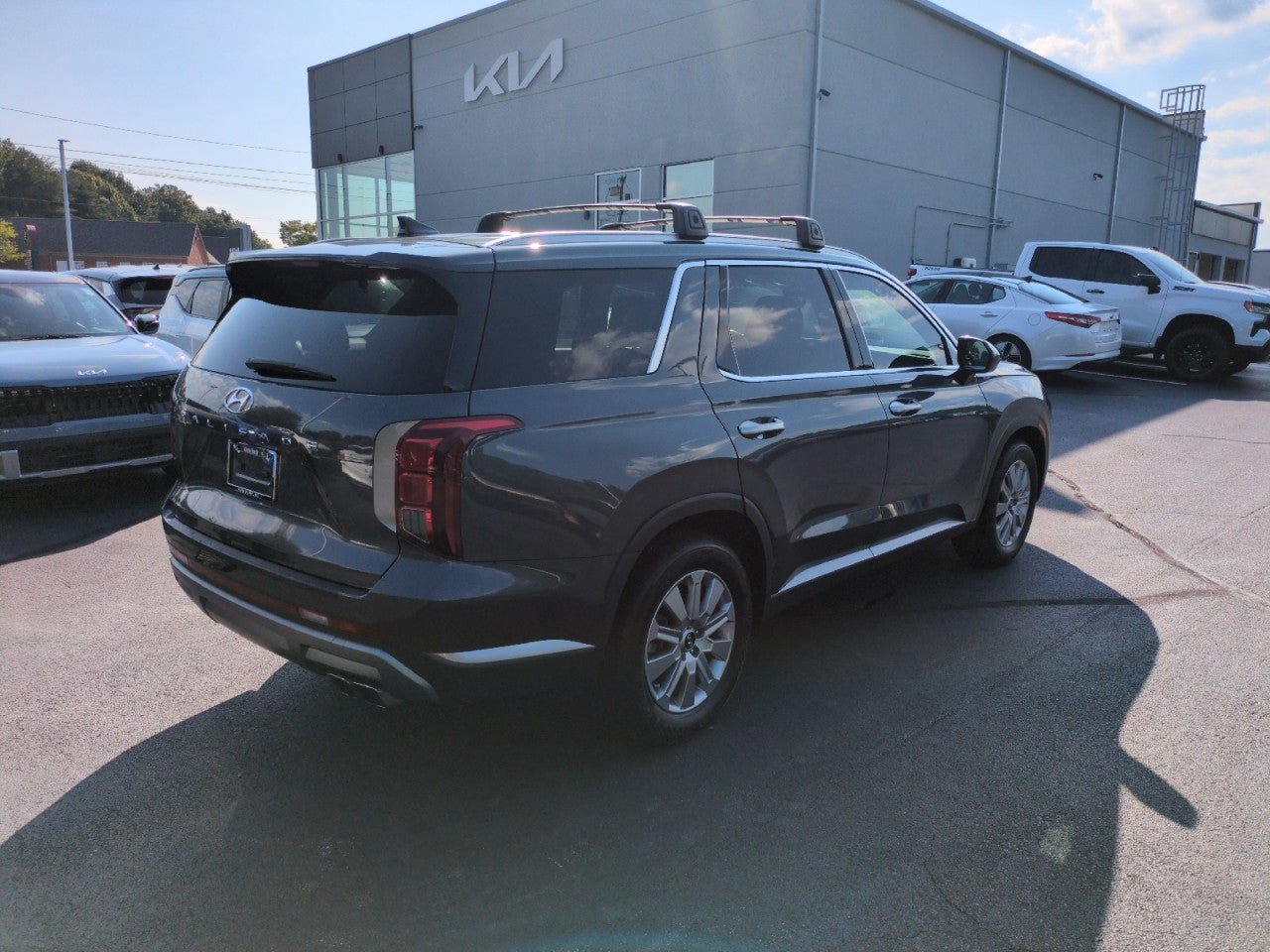 Used 2023 Hyundai Palisade SEL FWD image 7