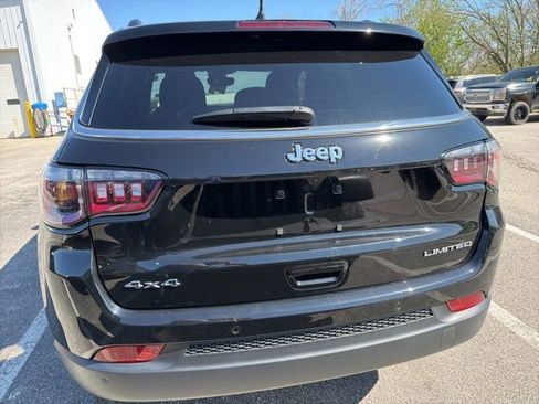 Used 2025 Jeep Compass Limited image 6